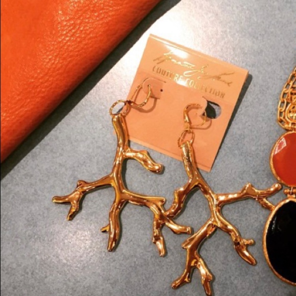 Gold-plated Coral Branch earrings